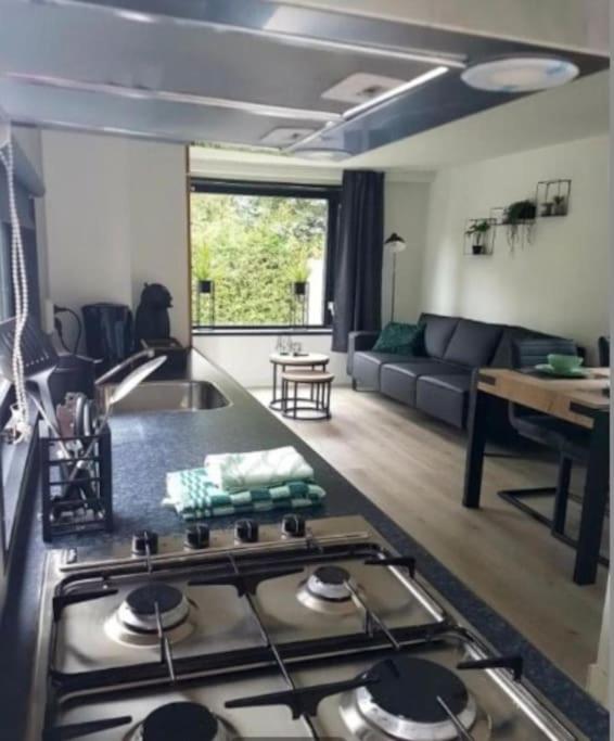 Het Eikenhuisje In Putten; Huisje Op De Veluwe. Bagian luar foto